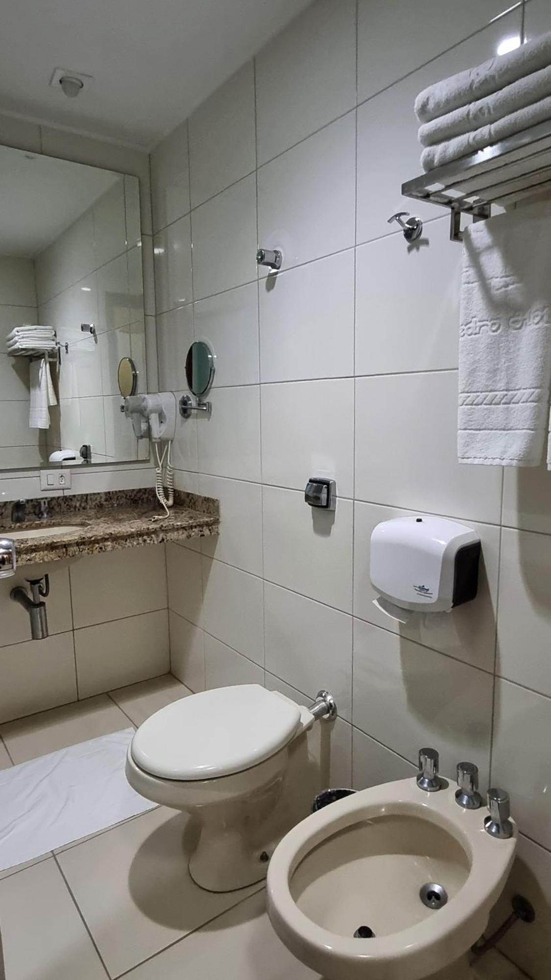 Cedro Hotel Londrina Eksteriør bilde